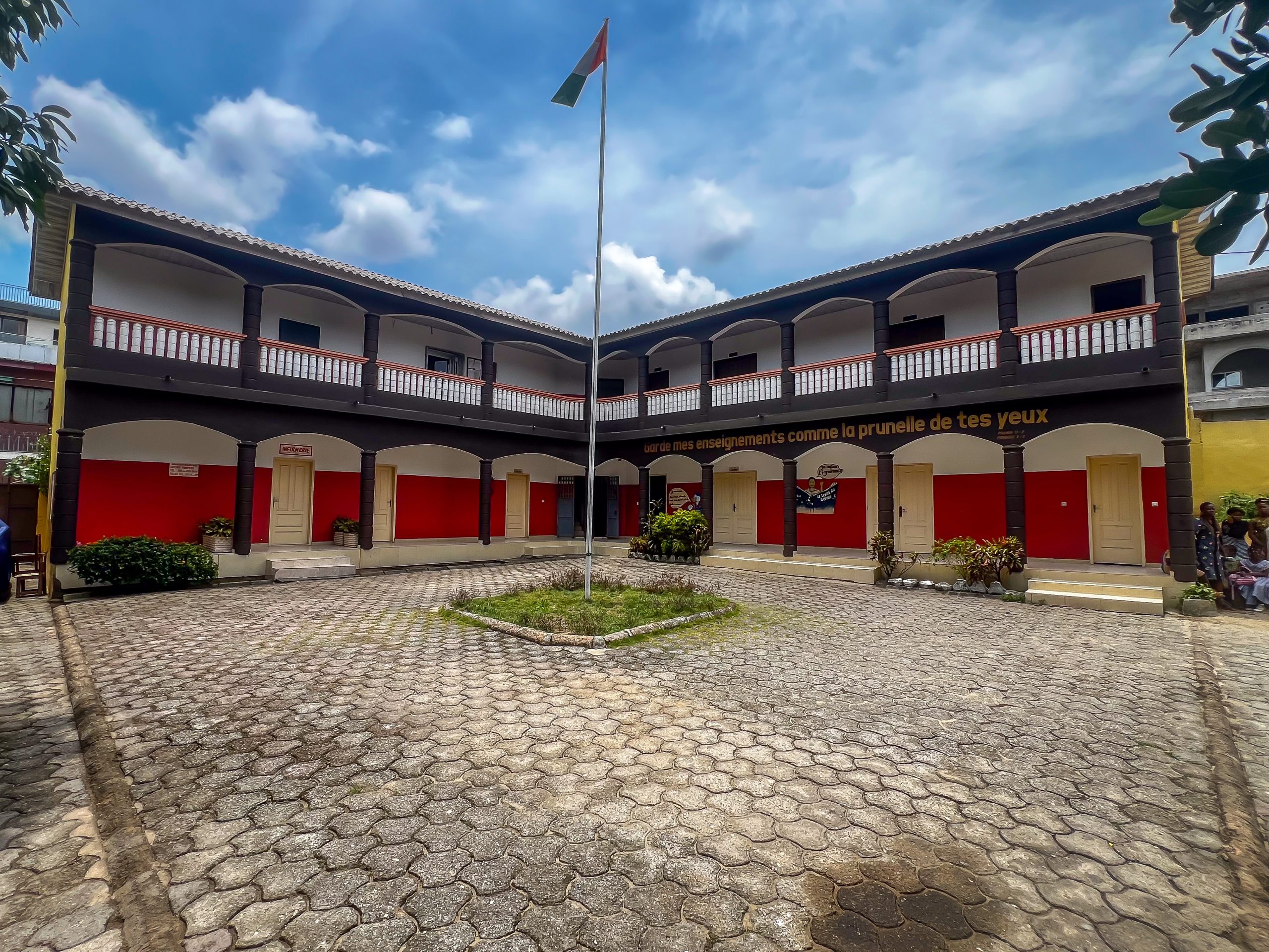 Infrastructures Groupe Scolaire La Prunelle